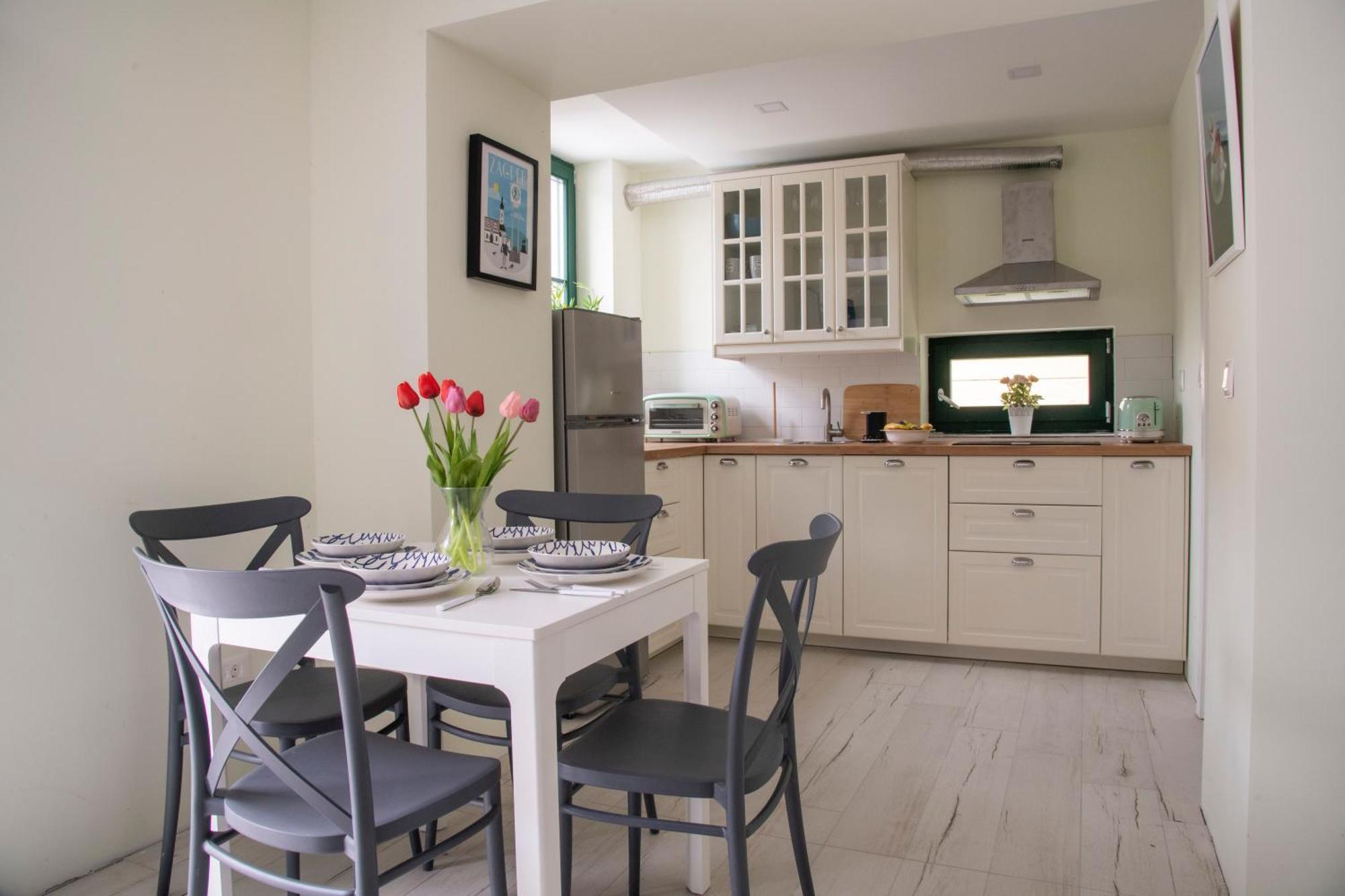 Apartman Vili ซาเกร็บ ภายนอก รูปภาพ